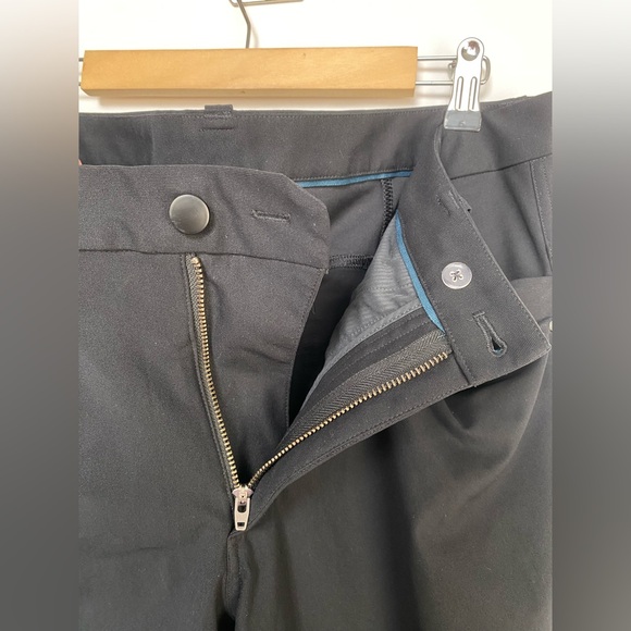 Lululemon Mens ABC Pant Classic Fit Size 36 Black Trousers 33”‎ inseam - Picture 12 of 16